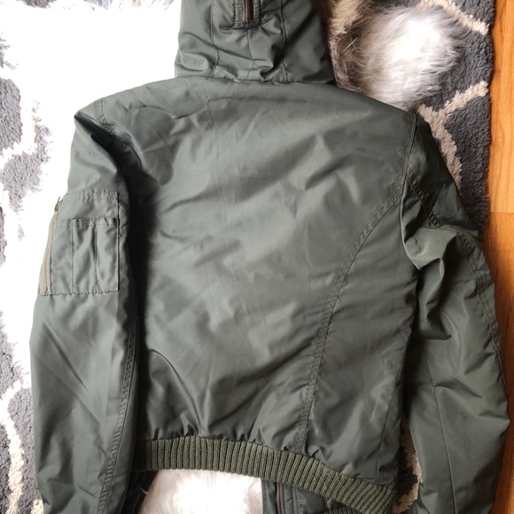 American Eagle bomber coat - Picture 3 of 5